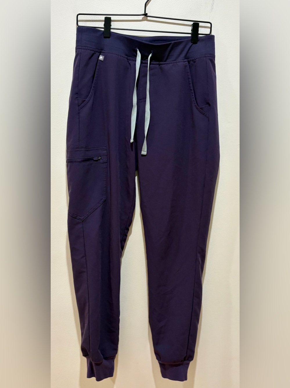 Figs Technical Collection Plum Dark Purple Zamora Jogger Scrubs Pants Size Small
